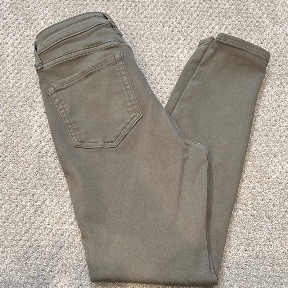 Amazon Essentials Green Skinny Jeans with Sleek Fit - Picture 3 of 6